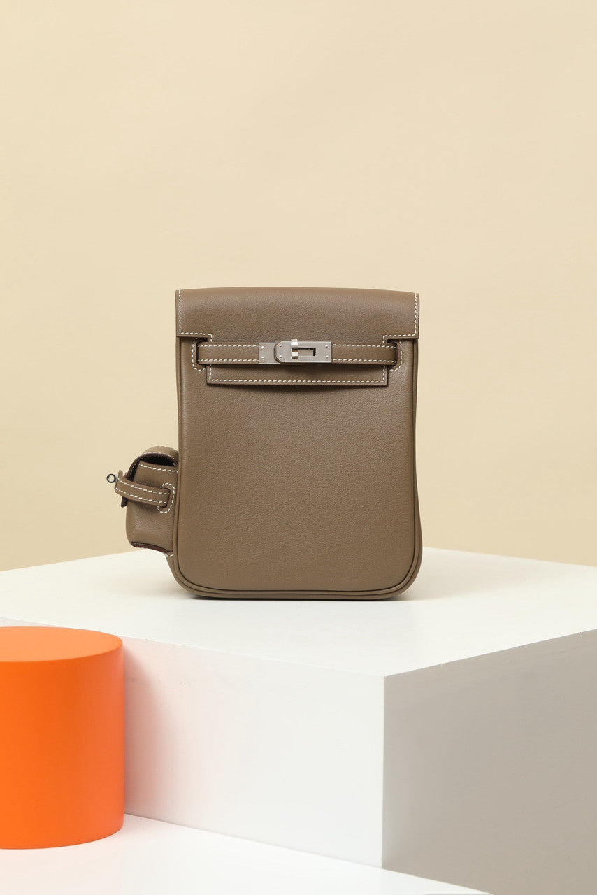 HERMÈS KELLY JUMP BAG ETOUPE SWIFT LEATHER  PALLADIUM HARDWARE Hermes