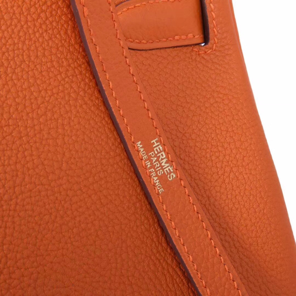 Hermès Orange Kelly 32 Togo Gold Hardware