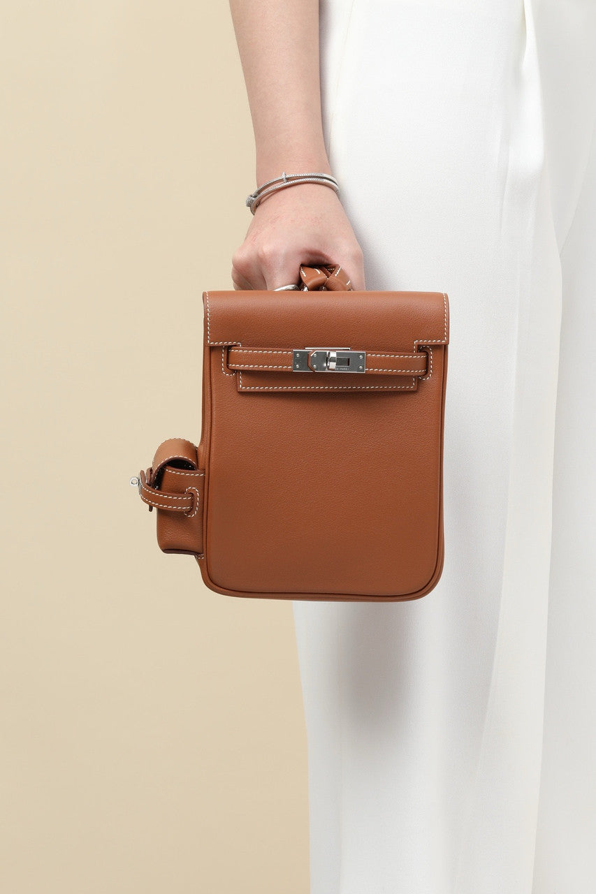 HERMÈS KELLY JUMP BAG GOLD SWIFT LEATHER  PALLADIUM HARDWARE Hermes