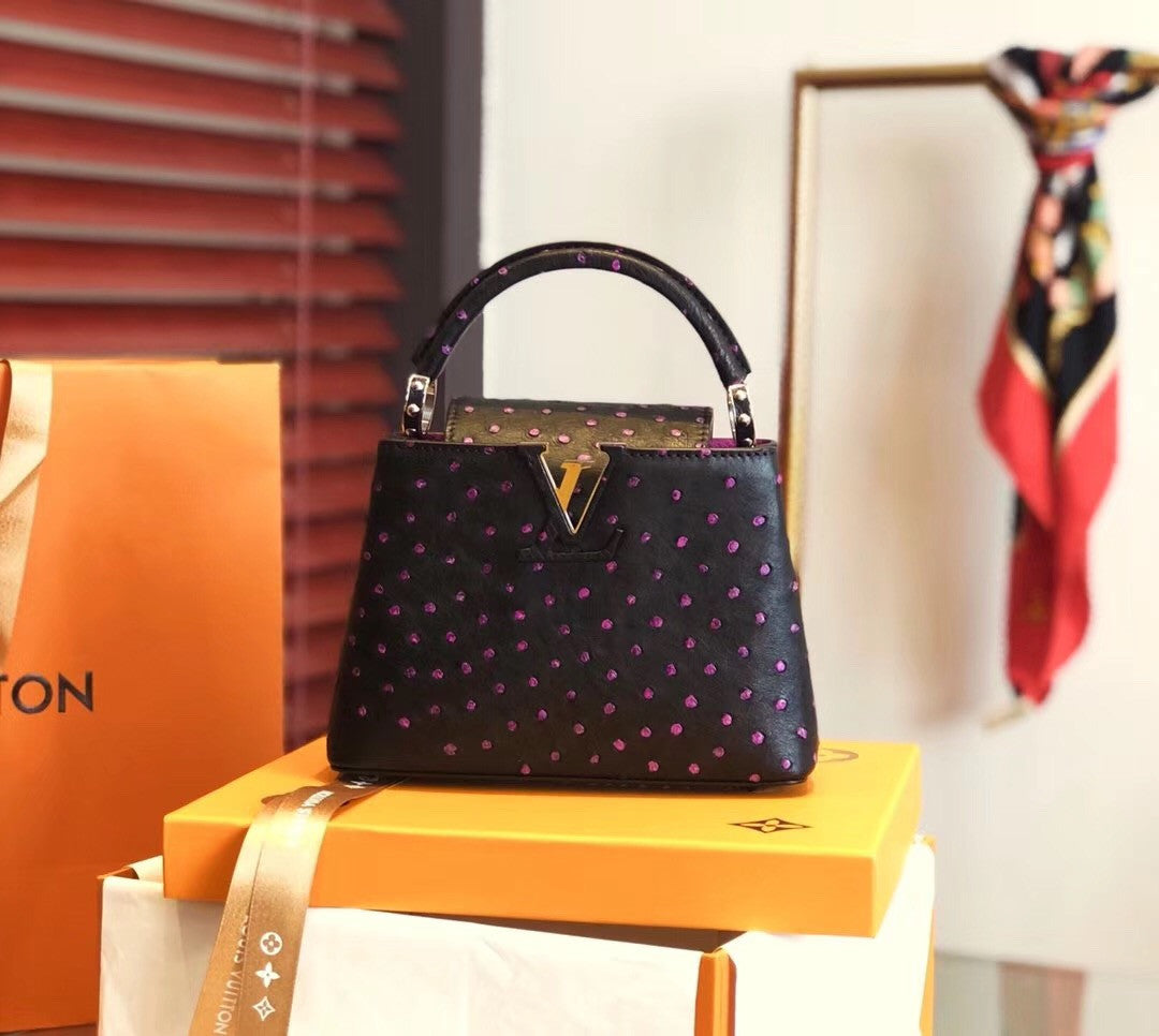Louis Vuitton CAPUCINES BB Black/Pink