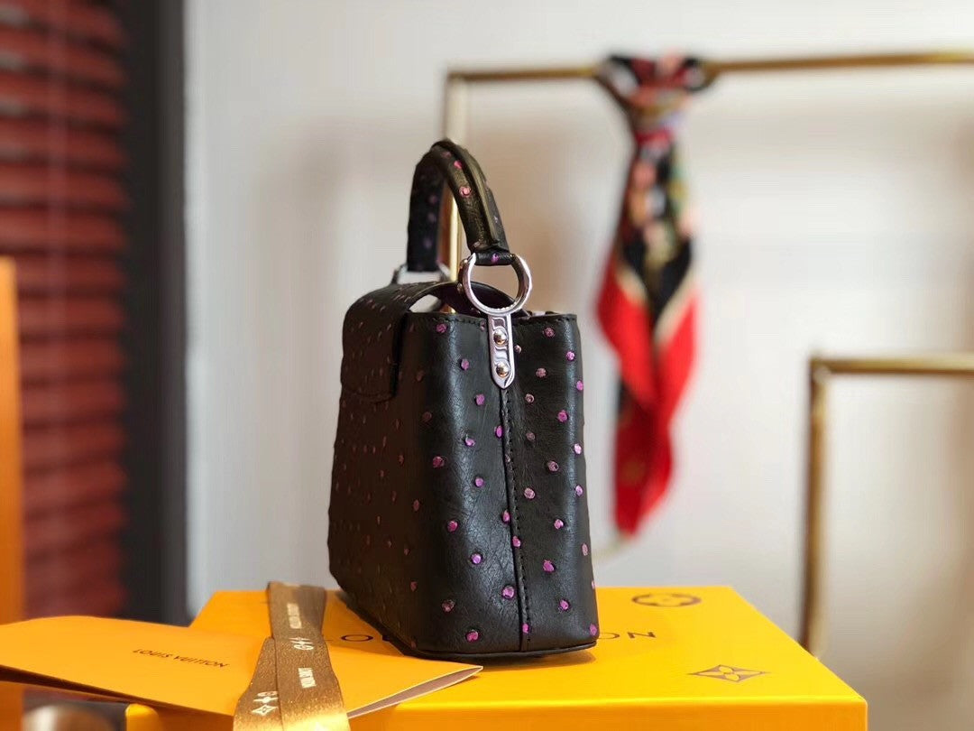 Louis Vuitton CAPUCINES BB Black/Pink
