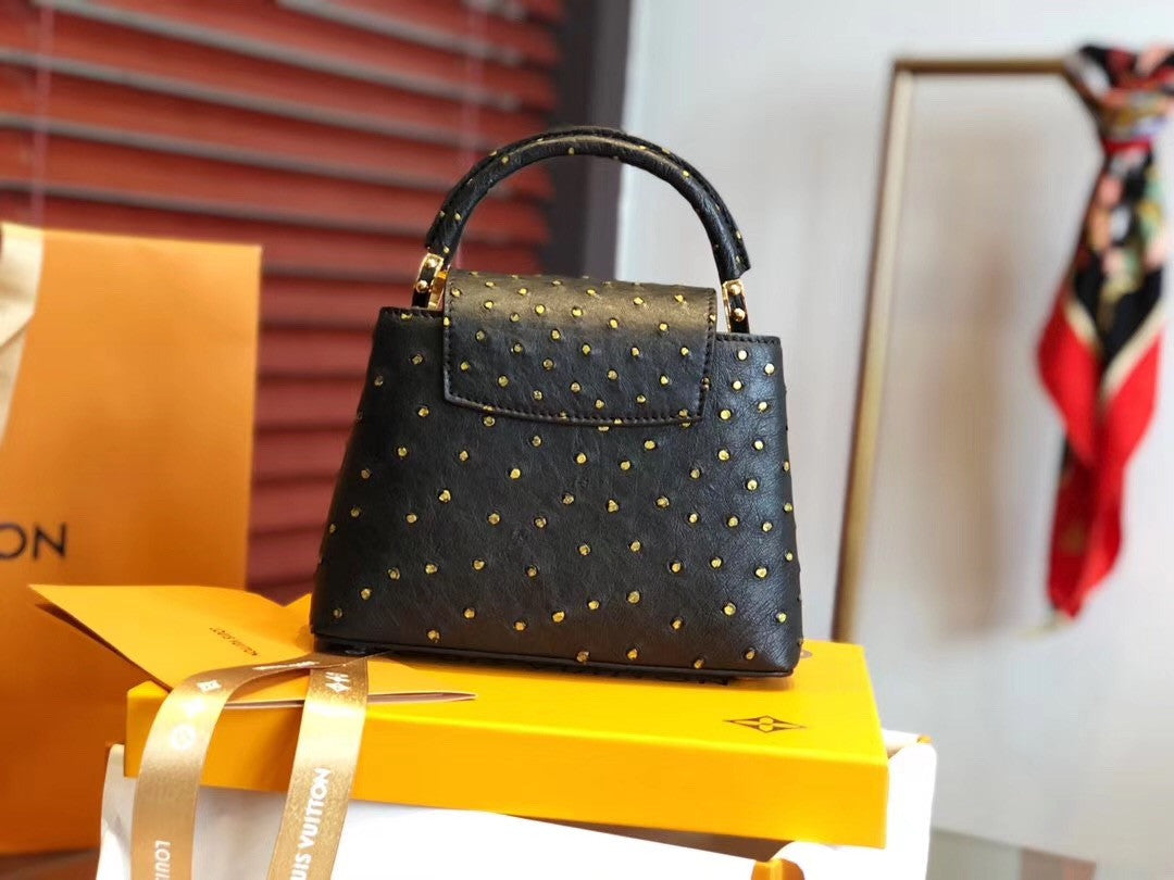 Louis Vuitton CAPUCINES BB Black/Yellow