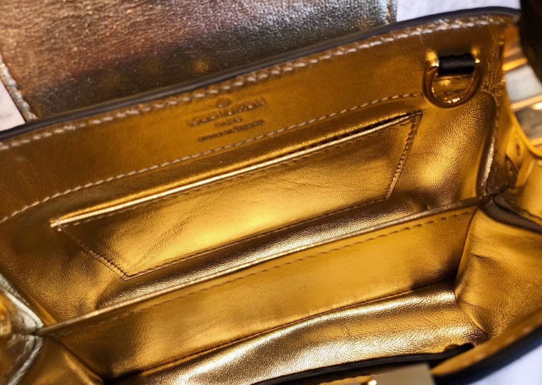 Louis Vuitton CAPUCINES BB Black/Yellow