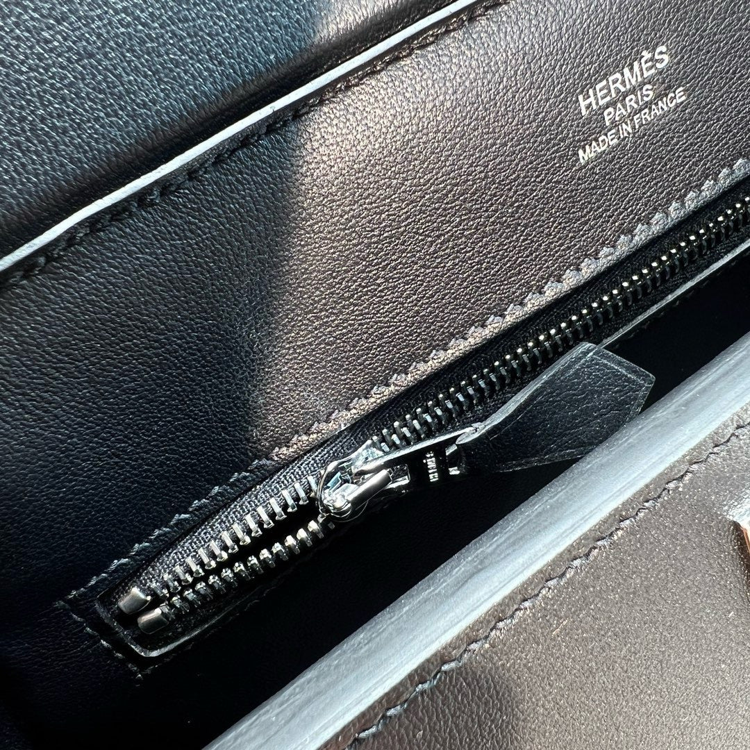 Hermès Mini 24/24 – 21 Bag Black Volupto leather