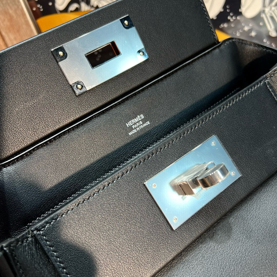 Hermès Mini 24/24 – 21 Bag Black Volupto leather