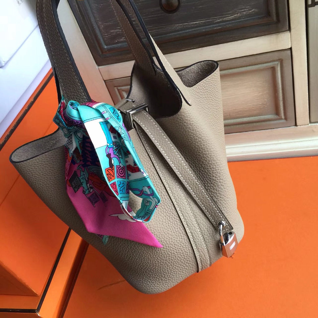 Hermes Etoupe  Picotin Lock MM Togo Leather Bag