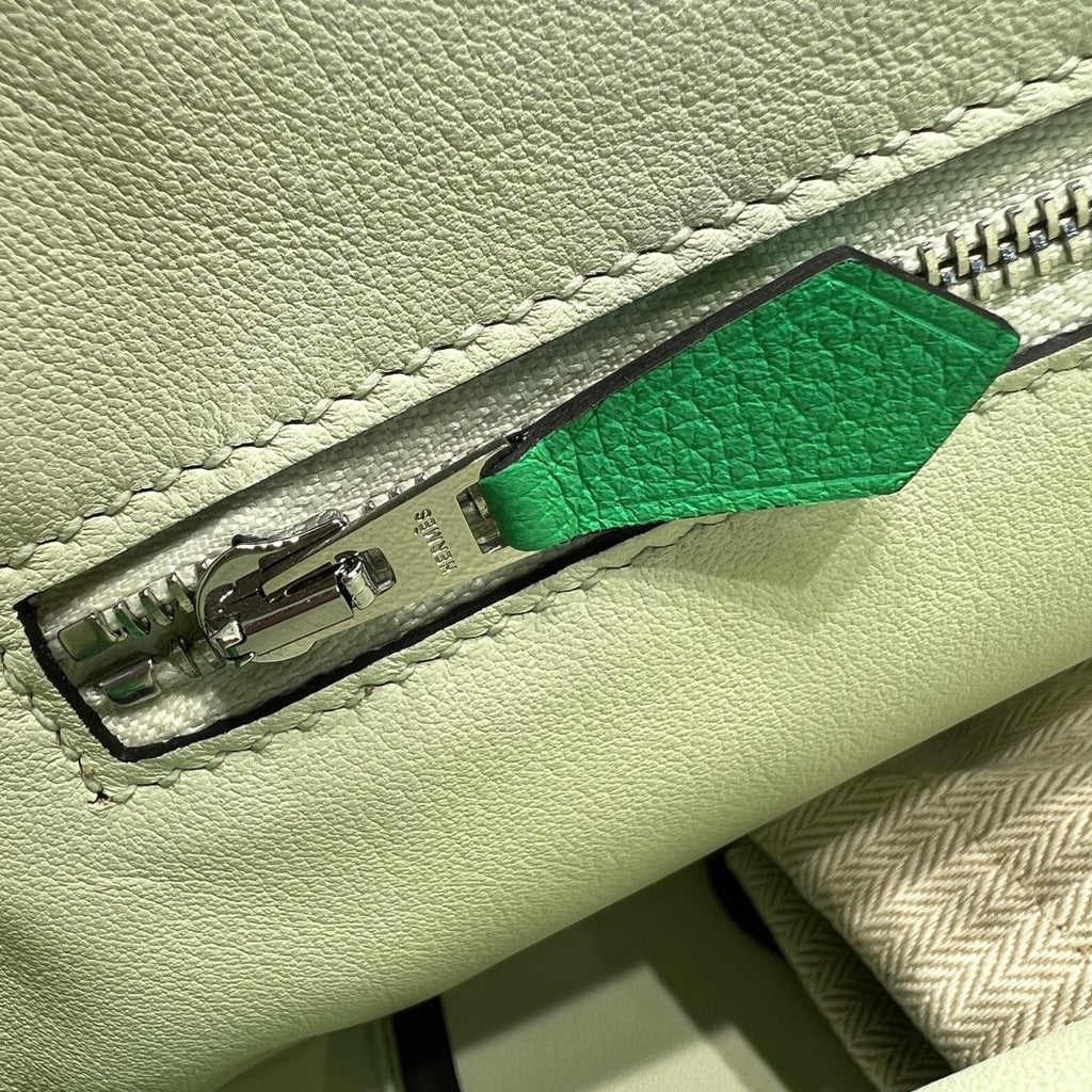 Hermès Mini 24/24 – 21 Bag Comic Green Volupto leather