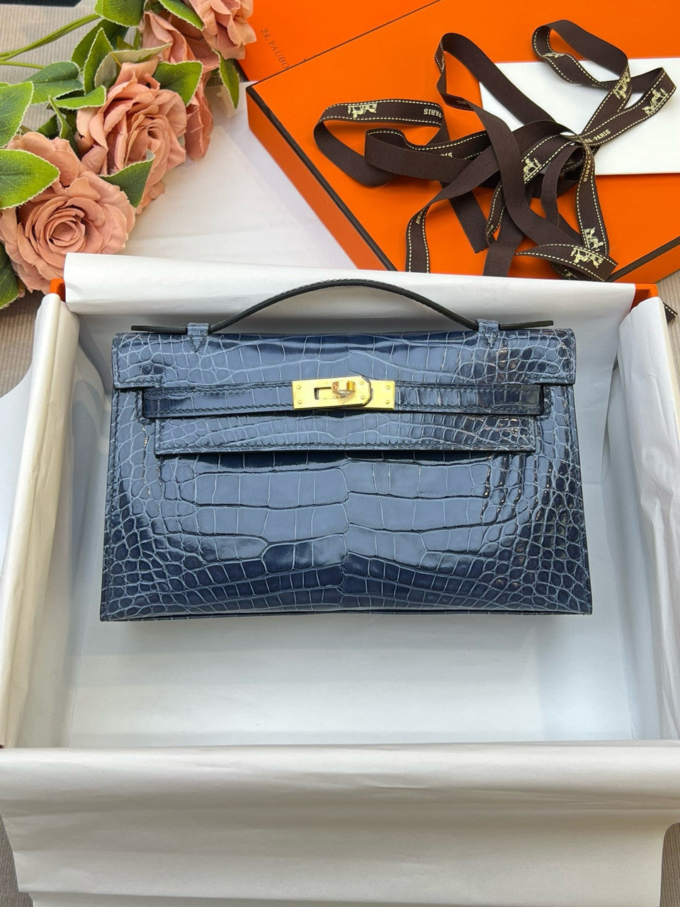 Hermès Shiny Navy Alligator Kelly Pochette Gold Hardware Hermes