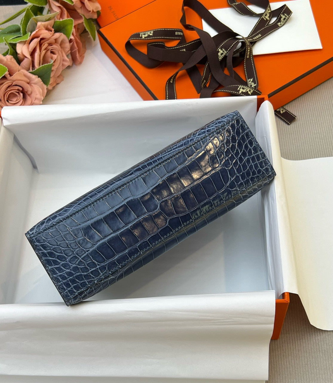 Hermès Shiny Navy Alligator Kelly Pochette Gold Hardware Hermes