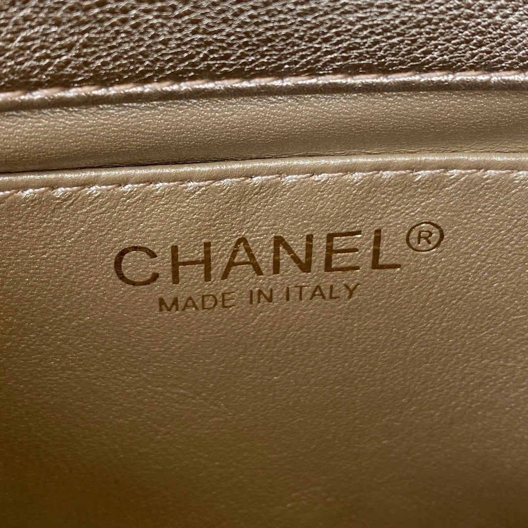 Chanel Diamanté & Gold Metal MINI FLAP BAG 2022 GOLD