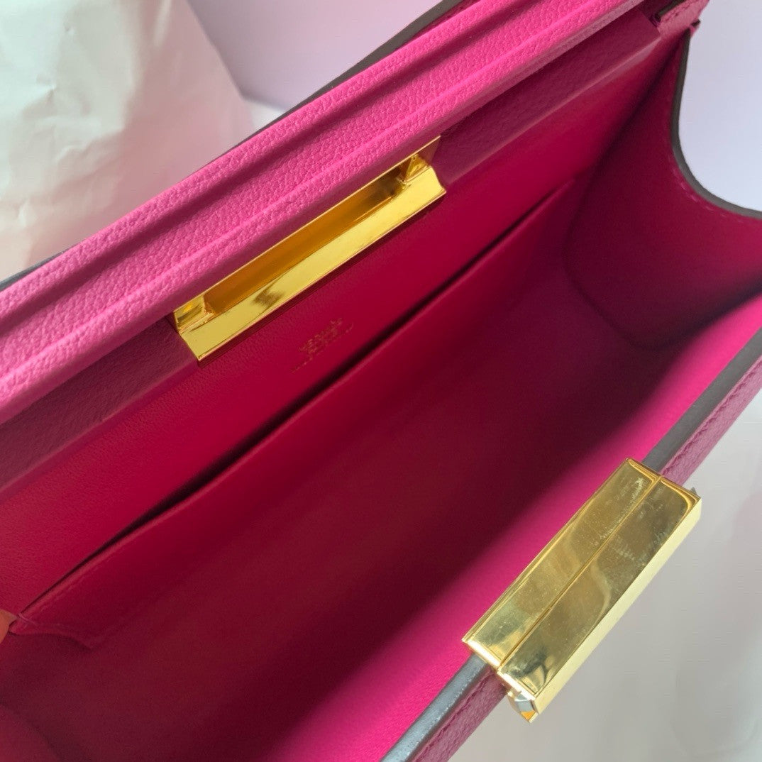 Hermes Clic-H 21 bag Magnolia  Evercolor calfskin  with Gold hardwares