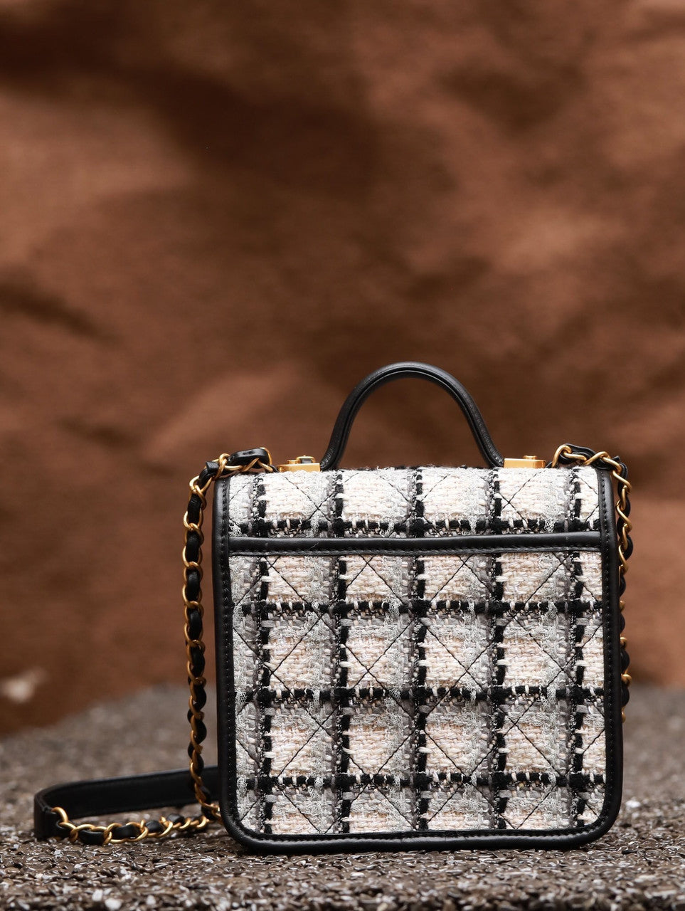 CHANEL SMALL FLAP BAG WITH TOP HANDLE