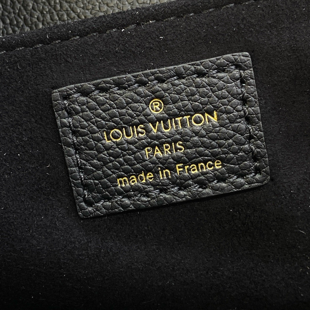 Louis Vuitton M46595 Pochette Métis East West Black