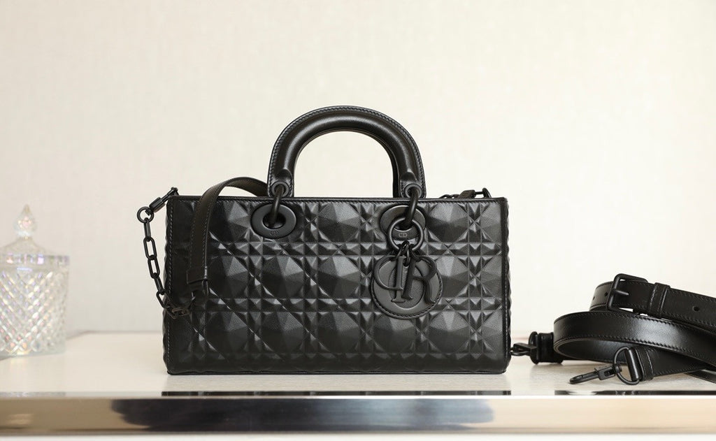 Christian Lady D-Joy Medium Bag Ultra-matt black Cannage calfskin