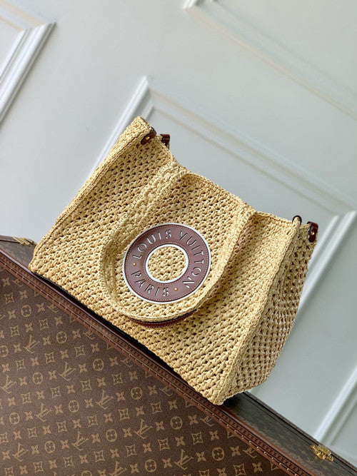 Louis Vuitton M24723 OnTheGo MM