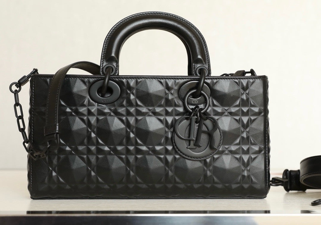 Christian Lady D-Joy Medium Bag Ultra-matt black Cannage calfskin