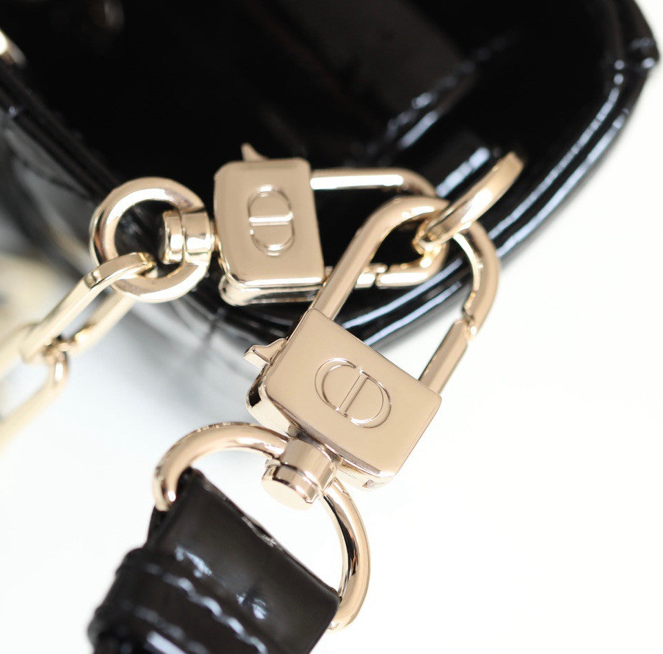 Christian Lady D-Joy Small Bag Patent Cannage Black
