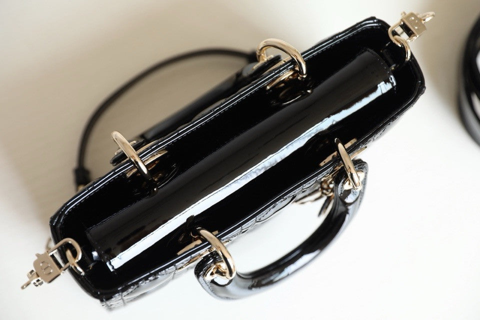 Christian Lady D-Joy Small Bag Patent Cannage Black