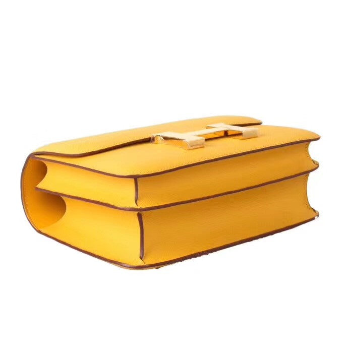 Hermes 9D Amber Constance Epsom leather 18cm Gold Hardware