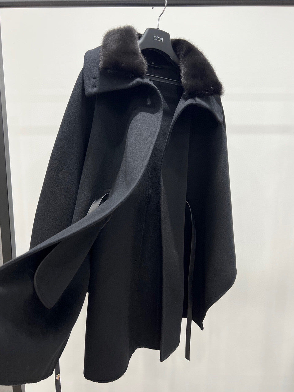 Denice Cape  Cashmere Black