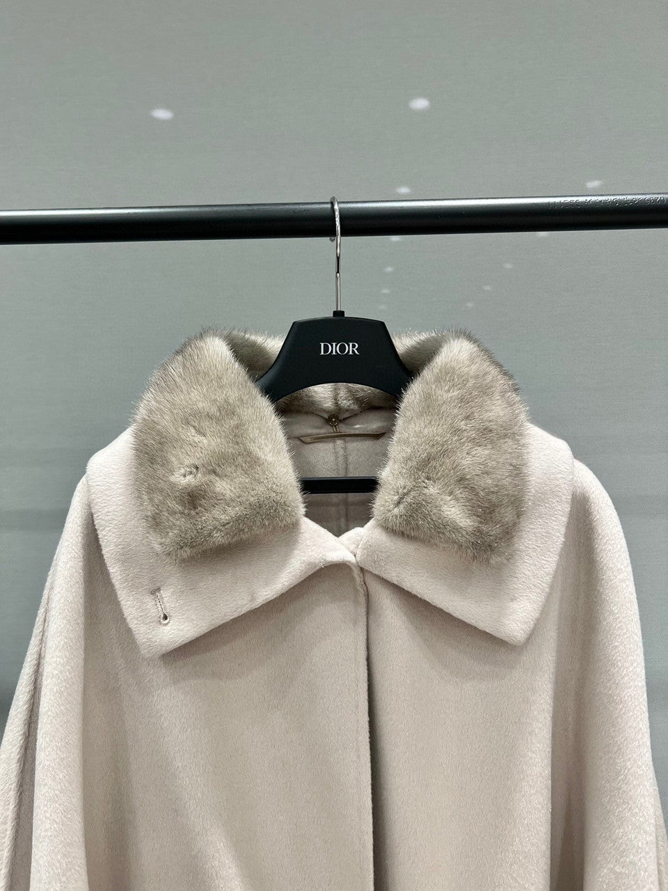 Denice Cape  Cashmere Ivory