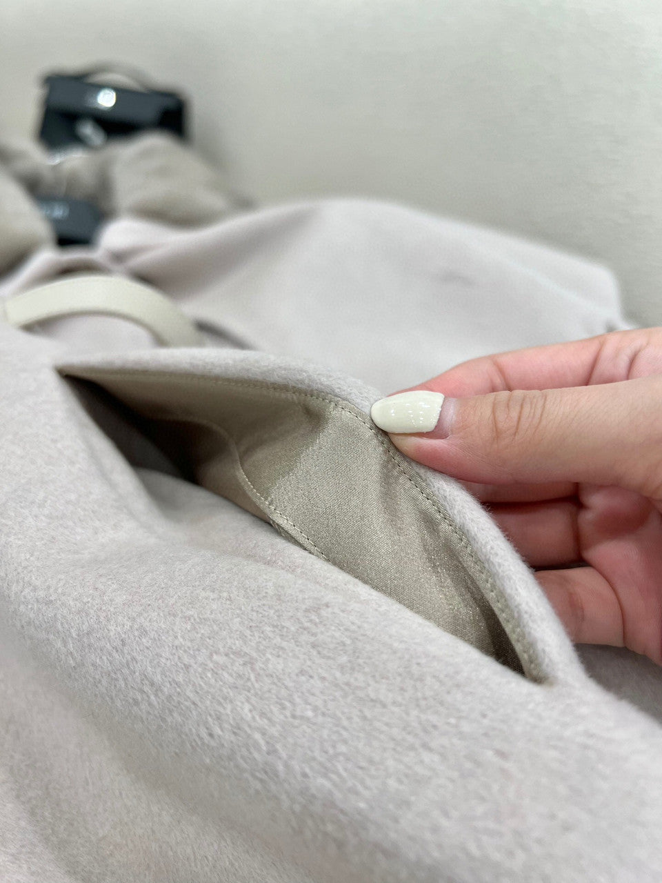 Denice Cape  Cashmere Ivory
