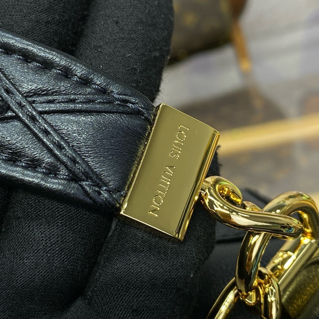 Louis Vuitton M22891 GO-14 MM