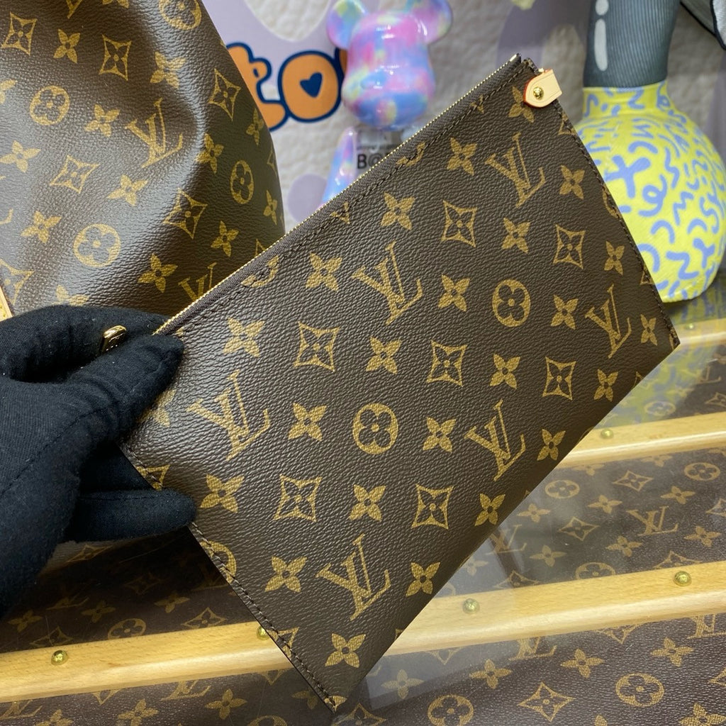 Louis Vuitton M46817 New Atlantis GM Bag Monogram coated canvas