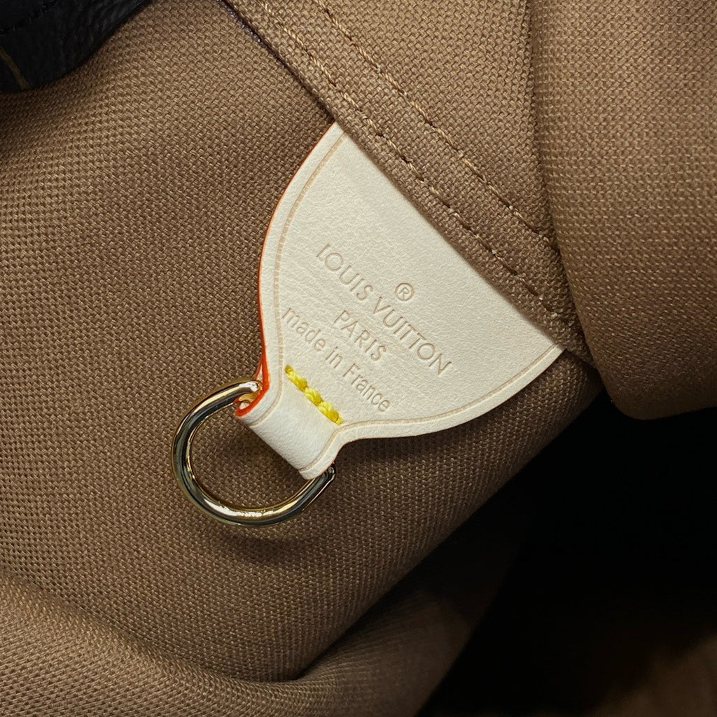 Louis Vuitton M46817 New Atlantis GM Bag Monogram coated canvas