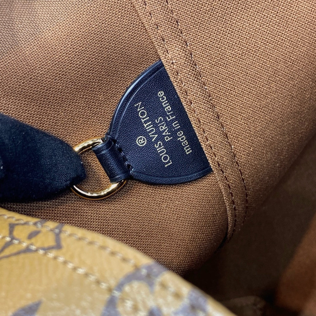 Louis Vuitton M46817 New Atlantis GM Bag Monogram reverse coated canvas