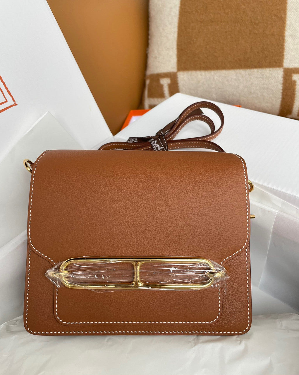 Hermes Gold Togo Gold Hardware Roulis Mini 18/19 Handbag
