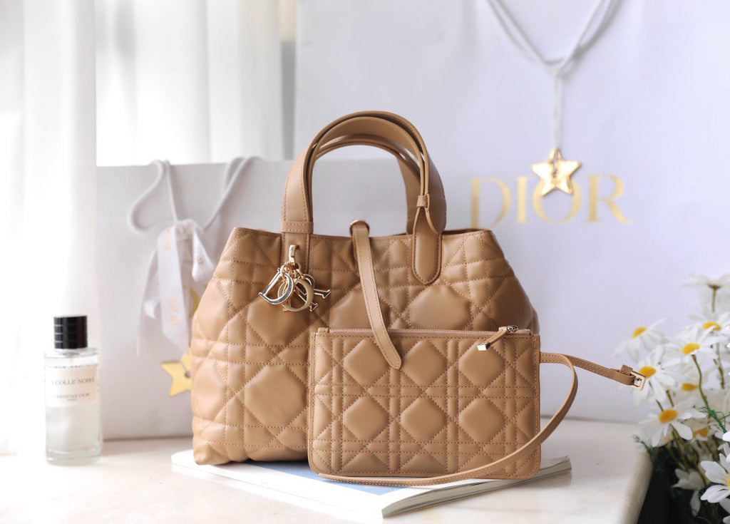 Christian Dior Toujours medium bag Medium roasted Macrocannage calfskin