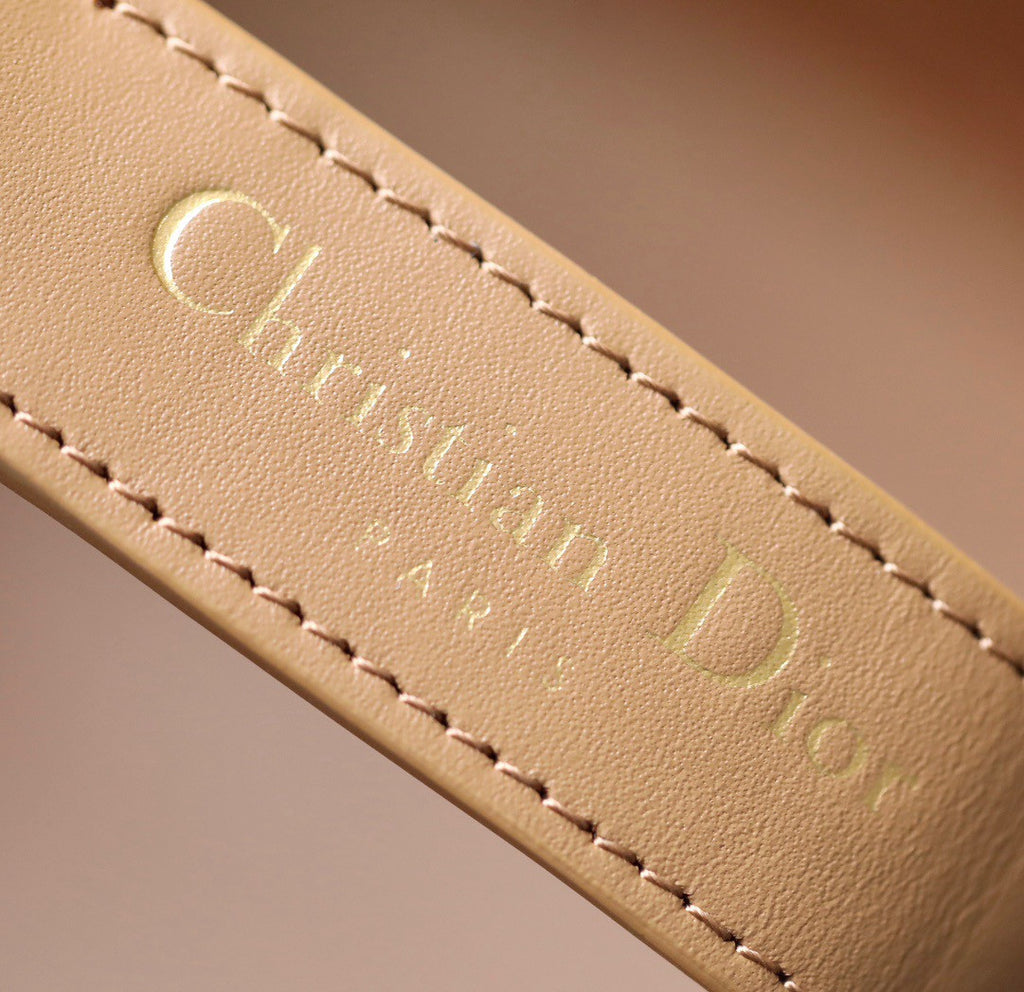 Christian Dior Toujours medium bag Medium roasted Macrocannage calfskin