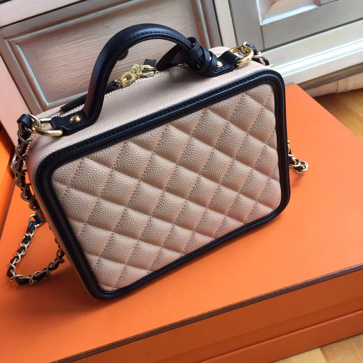 CHANEL CC FILIGREE LARGE VANITY CASE BAG Medium Black/Pink