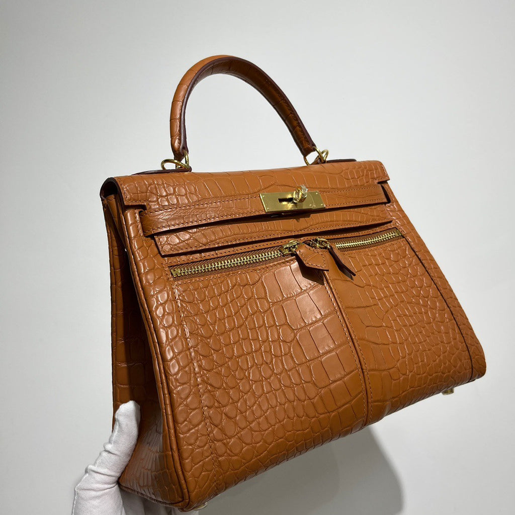 HERMES LAKIS 28 GOLD ALLIGATOR IN  GOLD HARDWARE