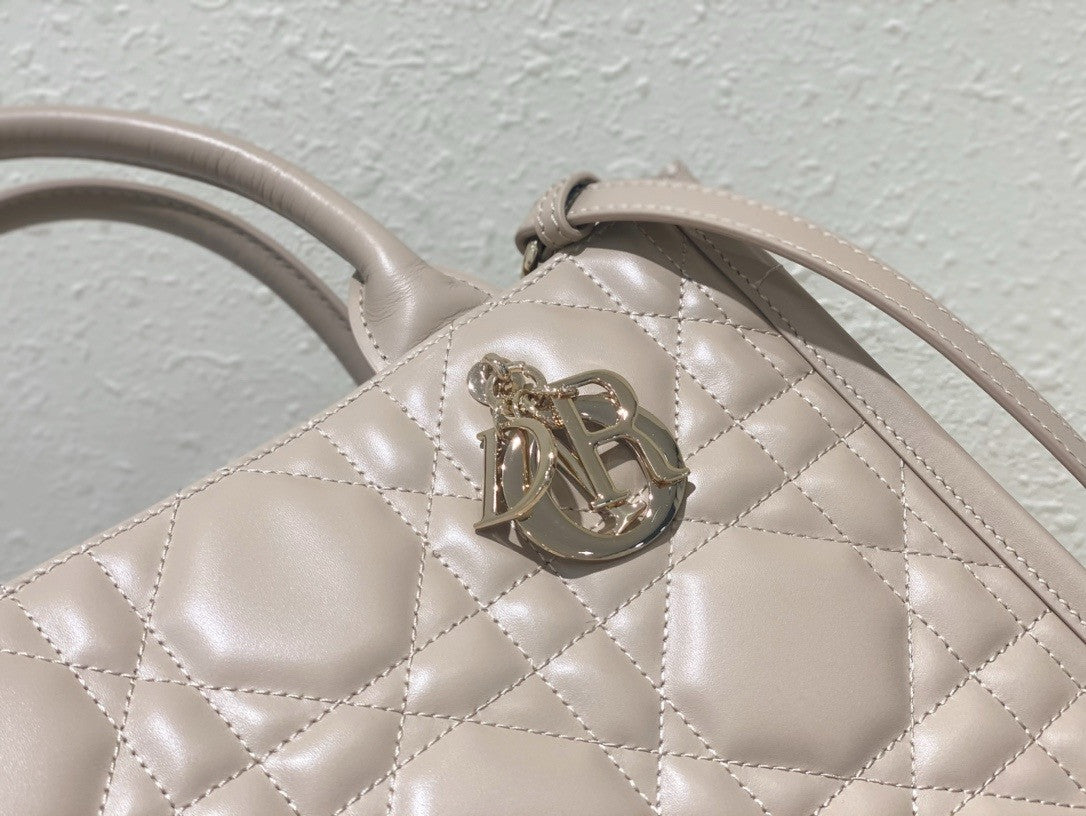 Chrisian Dior Small Dior Book Tote  Beige Macrocannage Calfskin (26.5 x 21 x 14 cm)