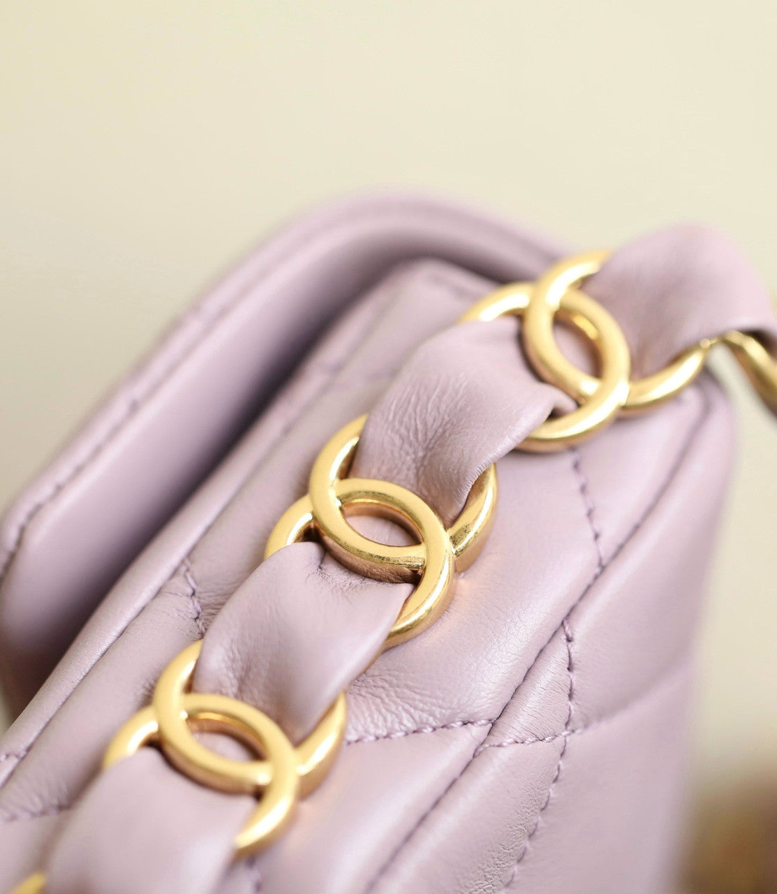 CHANEL FALL-WINTER 2024/25   SMALL FLAP BAG PURPLE