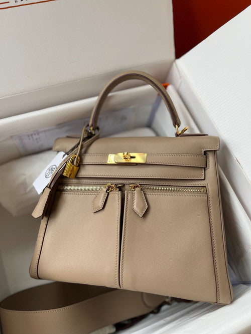 Hermes LIMITED EDITION TRENCH SWIFT LEATHER LAKIS KELLY 28 WITH GOLD HARDWARE