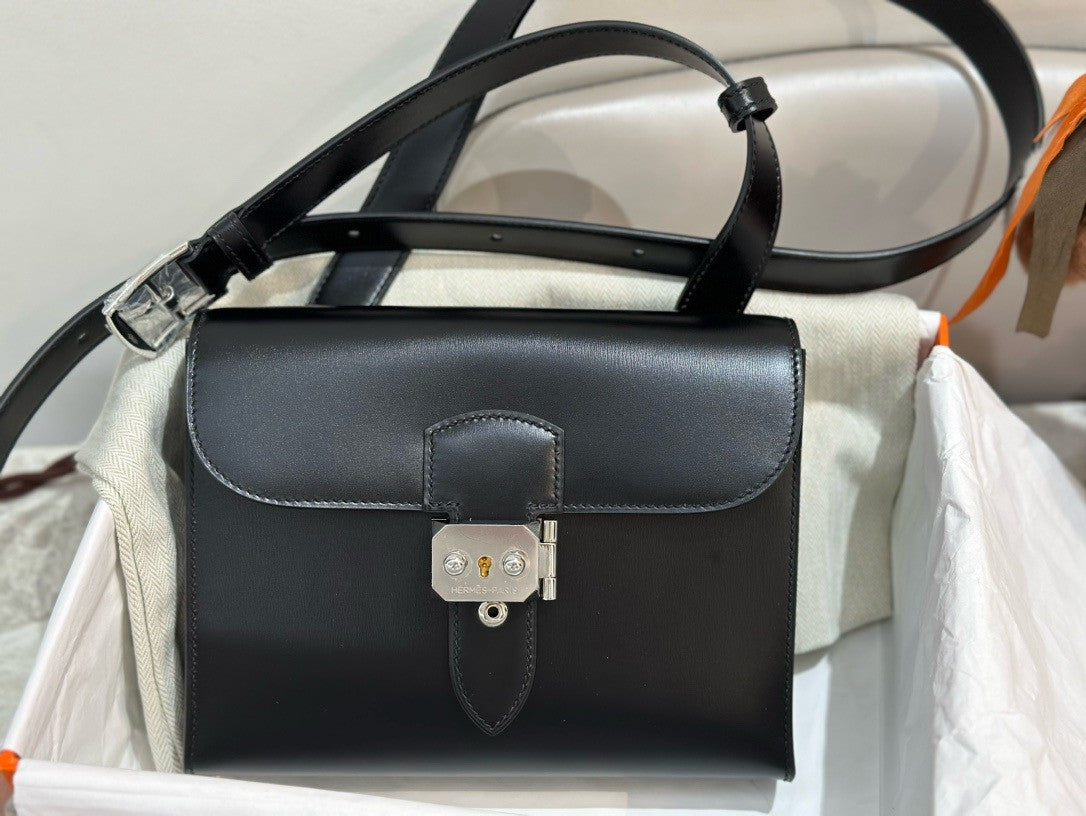 Hermes Sac a depeches 21 bag Black Box Leather Hermes