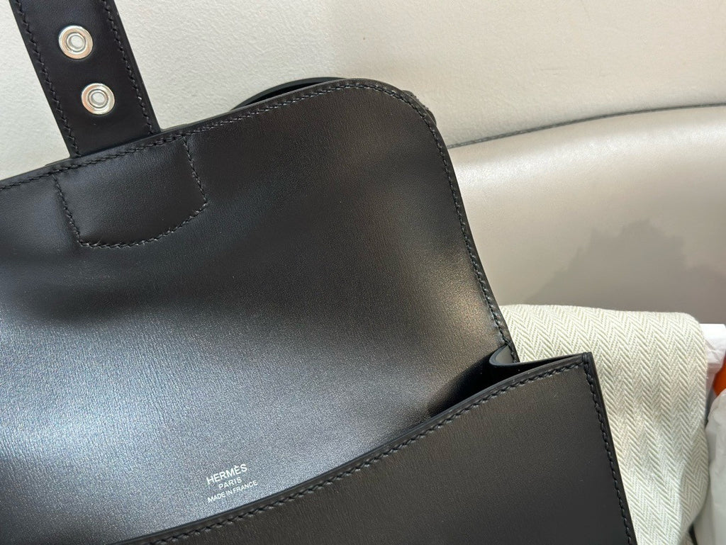 Hermes Sac a depeches 21 bag Black Box Leather Hermes