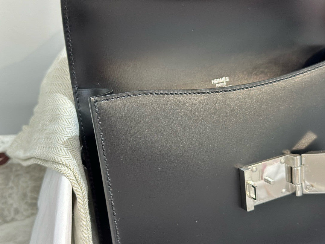 Hermes Sac a depeches 21 bag Black Box Leather Hermes