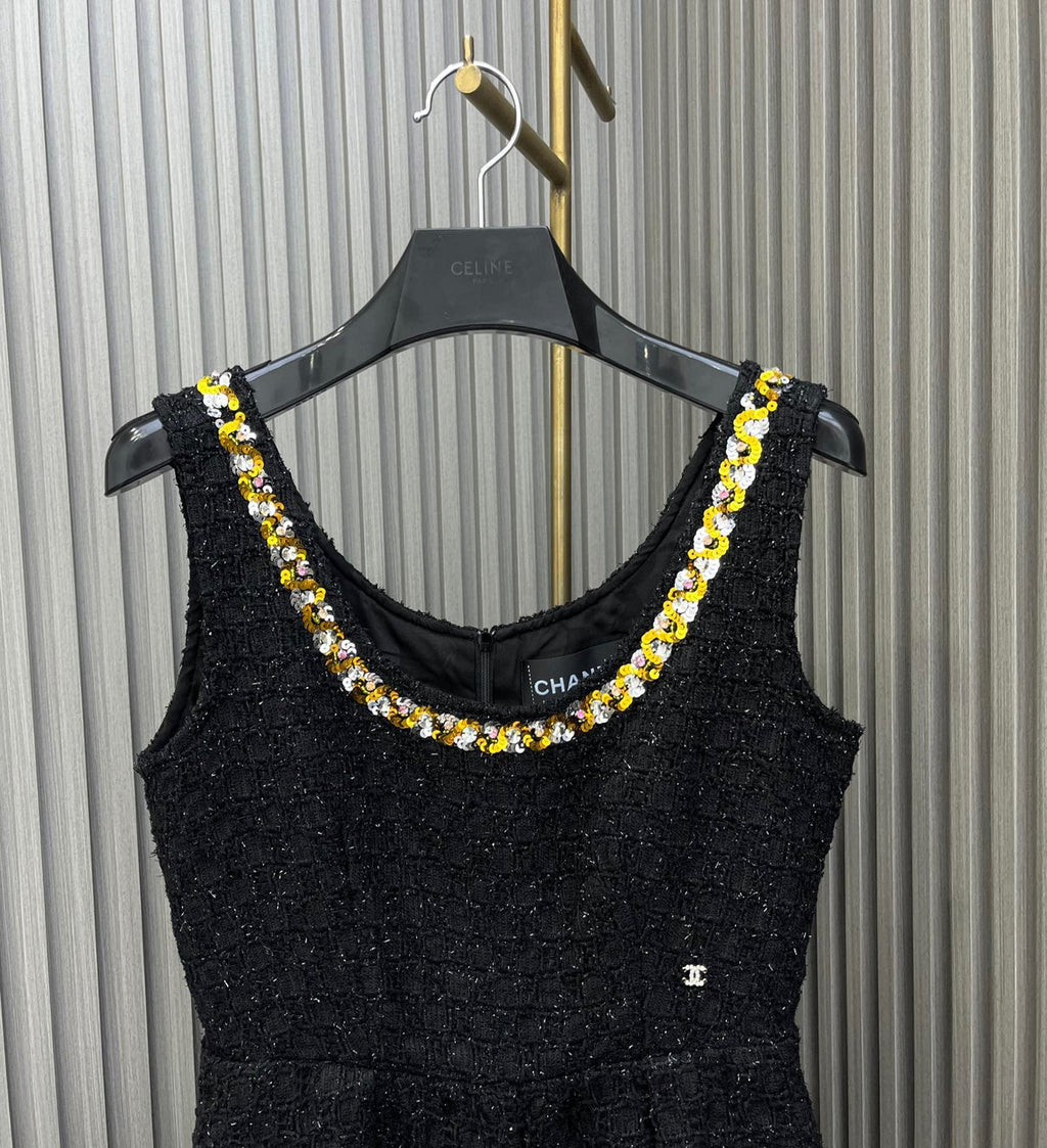 Chanel Spring-Summer 2023 Embroidered Glittered Tweed