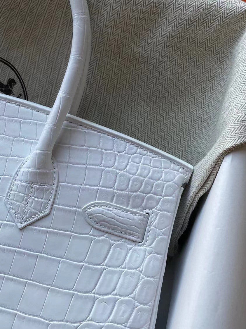Hermes Birkin 30 in white Niloticus Crocodile with Gold hardware