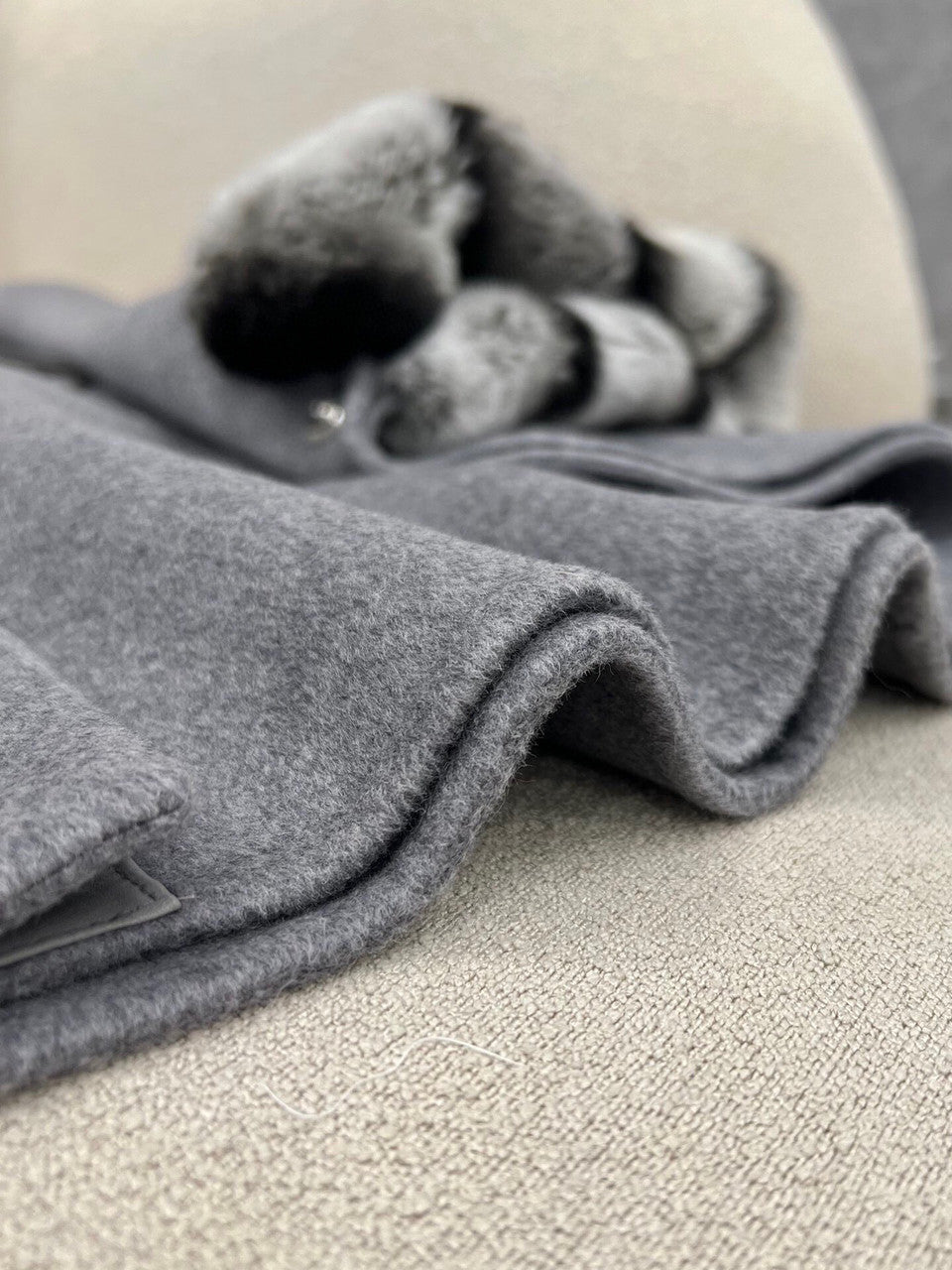 Loro Piana Salzburg Cape Cashmere Cayenne Melange/north Sea