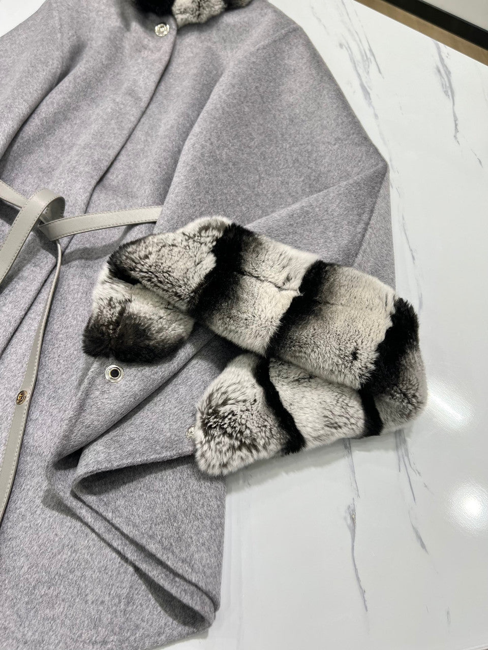 Loro Piana Salzburg Cape Cashmere Cayenne Melange/north Sea