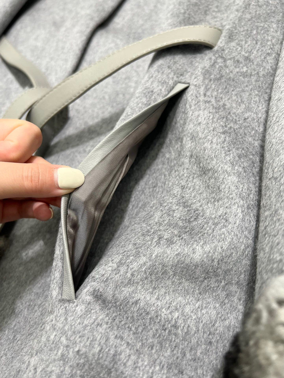 Loro Piana Salzburg Cape Cashmere Cayenne Melange/north Sea