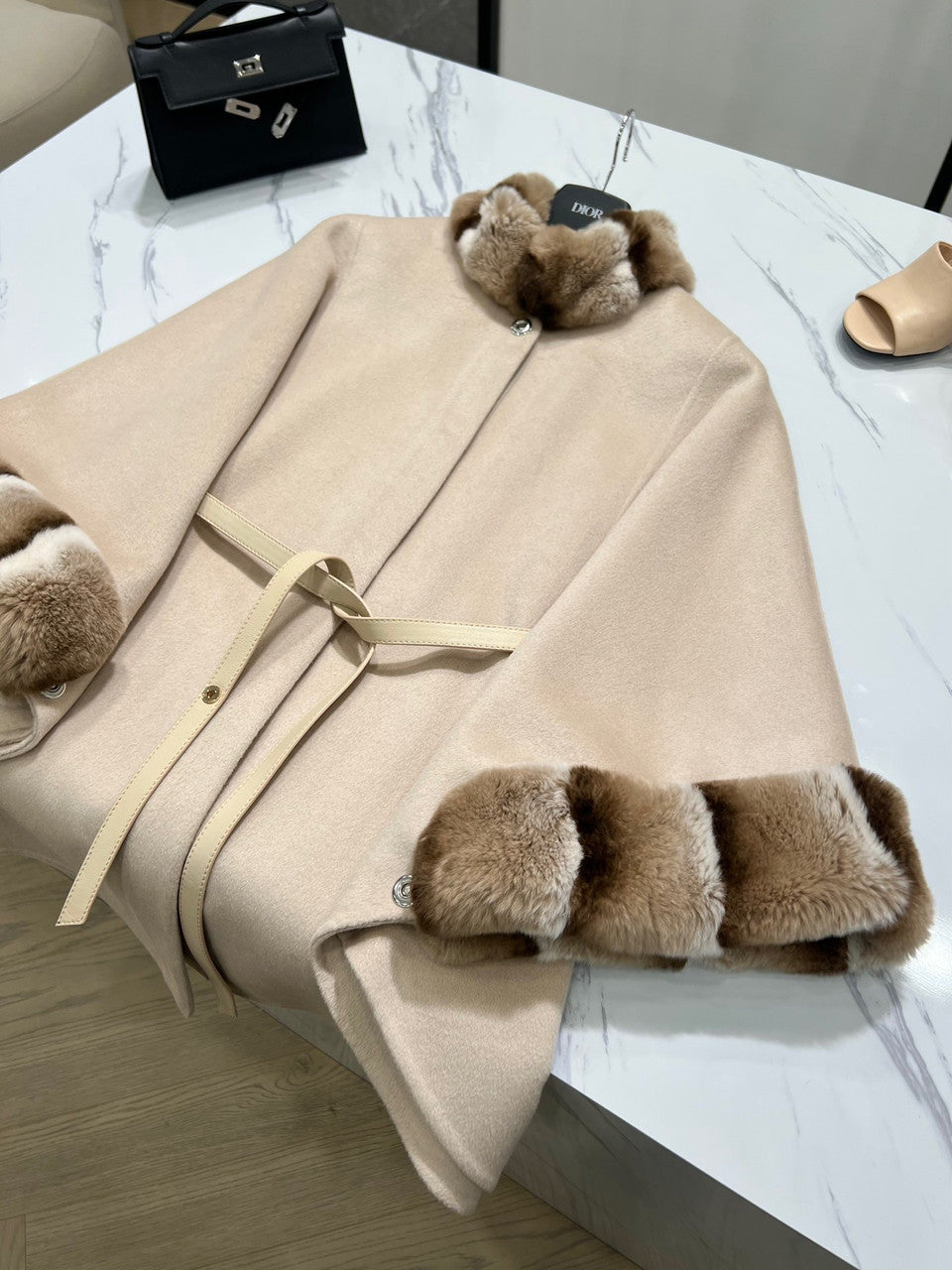 Loro Piana Salzburg Cape Cashmere Peanut Butter Melange