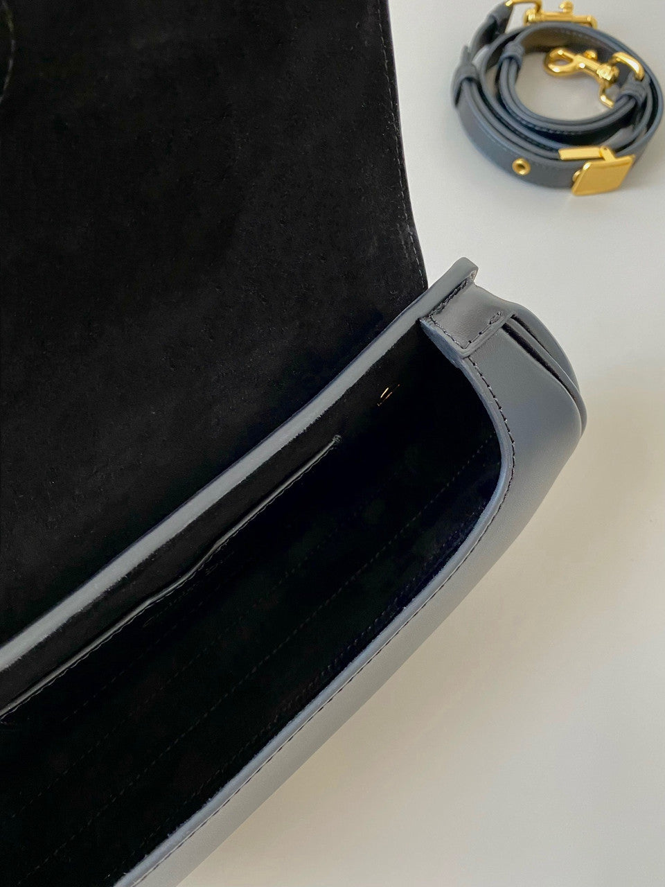 Christian Dior DIOR BOBBY EAST-WEST BAG Black Box Calfskin
