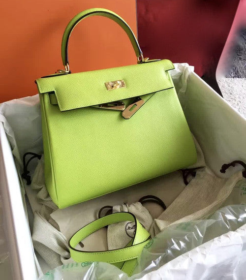 Hermes Vert Anis Green Kelly 28 cm Togo Gold Hardware