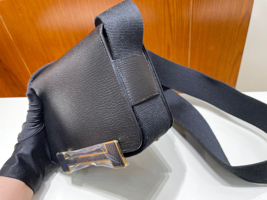 Hermès Geta Black Chevre Palladium Hardware